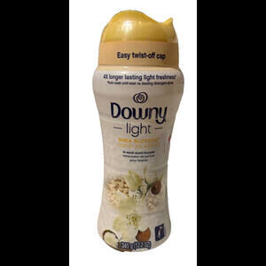 Downy Light Shea Blossom In-Wash Scent Booster 345g 12.2oz - new - light - clean